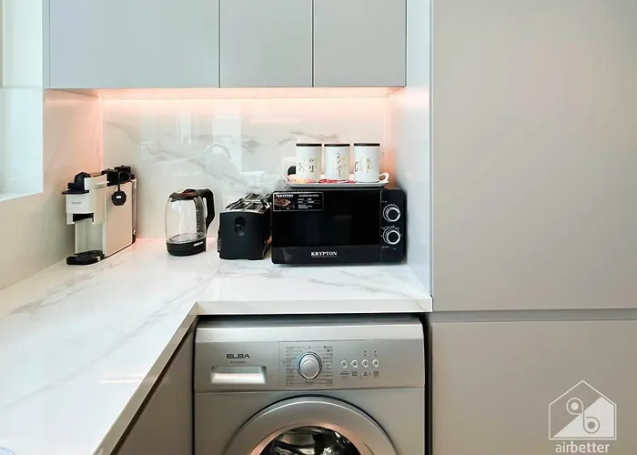 Luxury One Bedroom With Balcony & Partial Burj Khalifa View