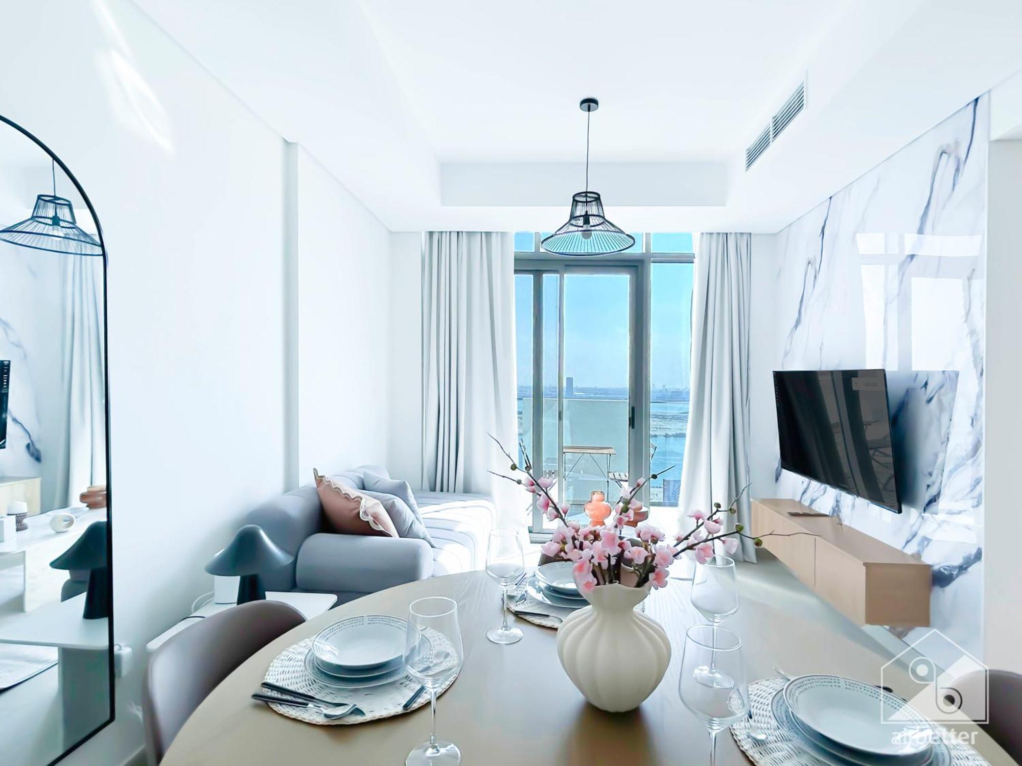 Luxury One Bedroom With Balcony & Partial Burj Khalifa View Apartment