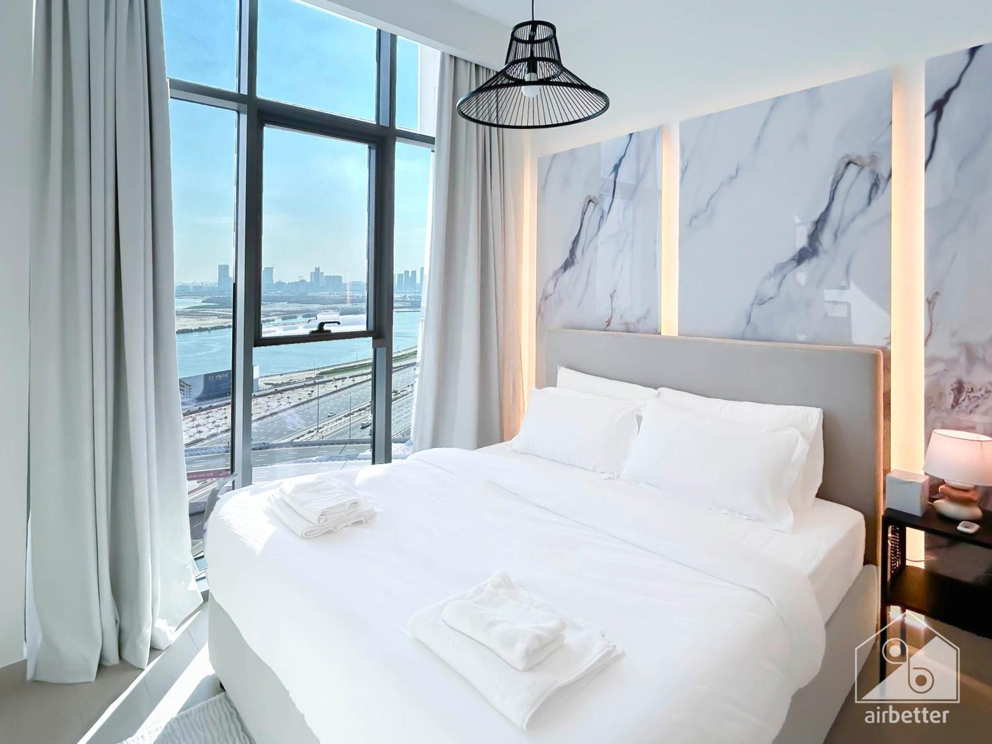 Luxury One Bedroom With Balcony & Partial Burj Khalifa View
